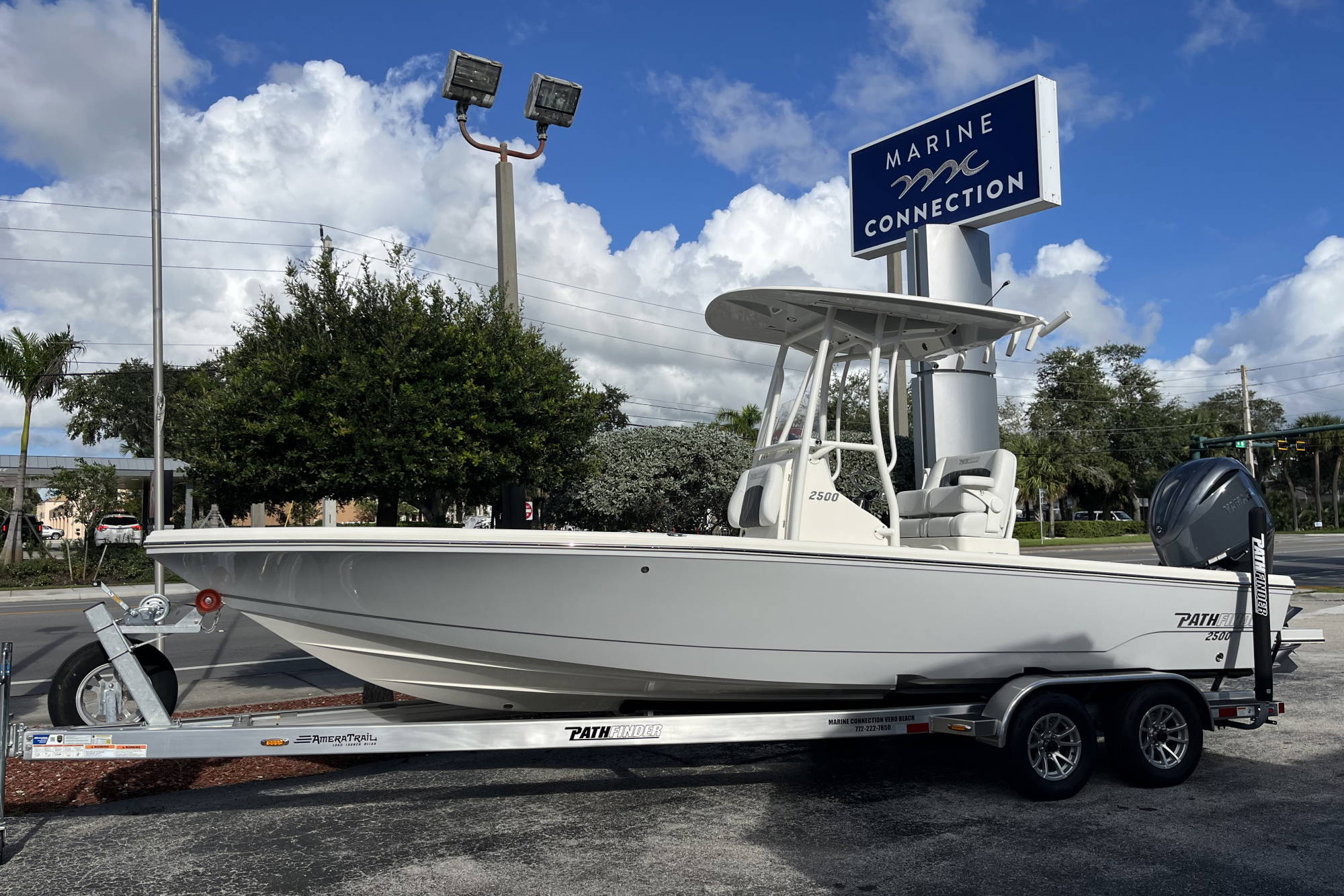 New 2024 Pathfinder 2500 Hybrid MVIAD001F324